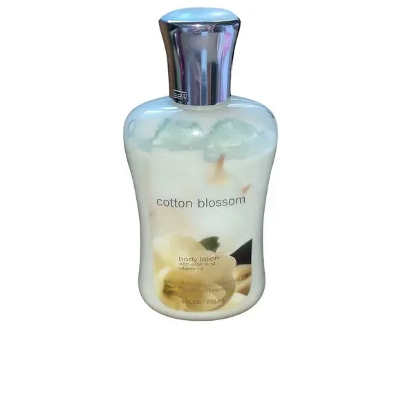 Bath & Body Works Cotton Blossom Signature Collection Body Lotion 8 fl oz RARE - Picture 4 of 4